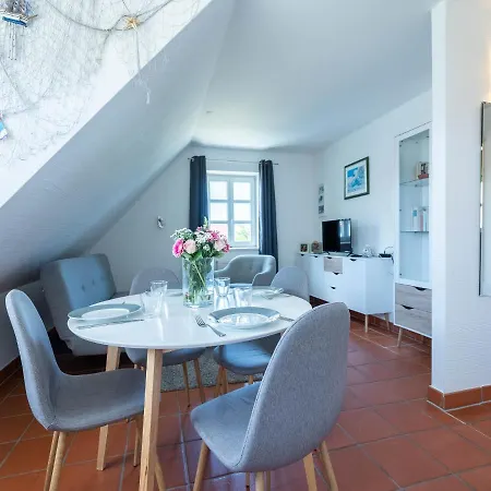 Rugana - Klassik Mit 1 Schlafzimmer D57 * Dranske